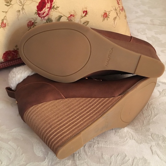 Nautica NEW!!! Awesome!!! GALVA Wedge Boots - Picture 6 of 11